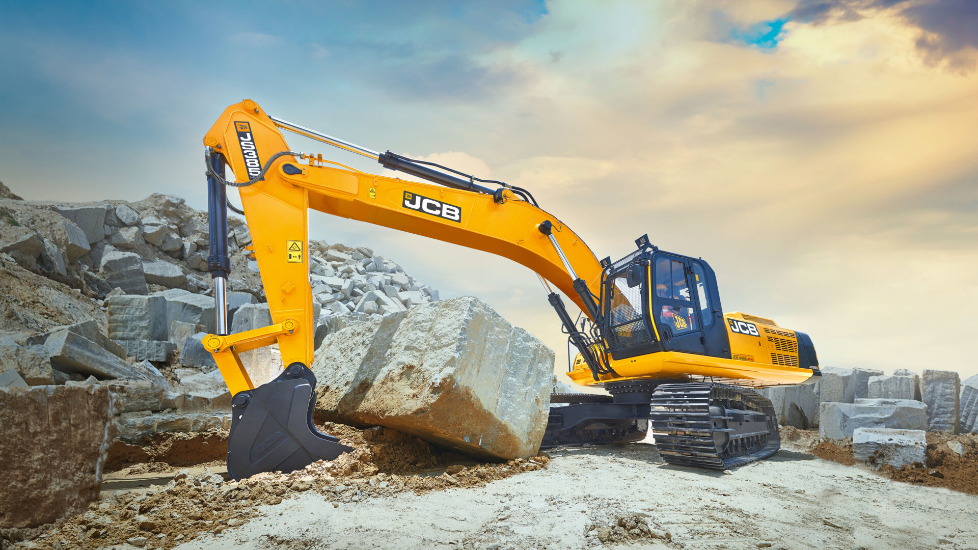 JS385LC HD Tracked Excavator 