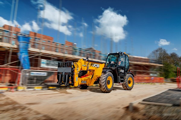 Reduce your costs with JCB LiveLink 