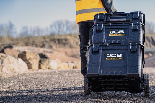 A comprehensive site system solution for professional tool storage and transportation. Design for heavy-duty use of builders, decorators and tradespeople. This set includes the JCB Site System Cart, Tool Box, and Tool Organiser Case.