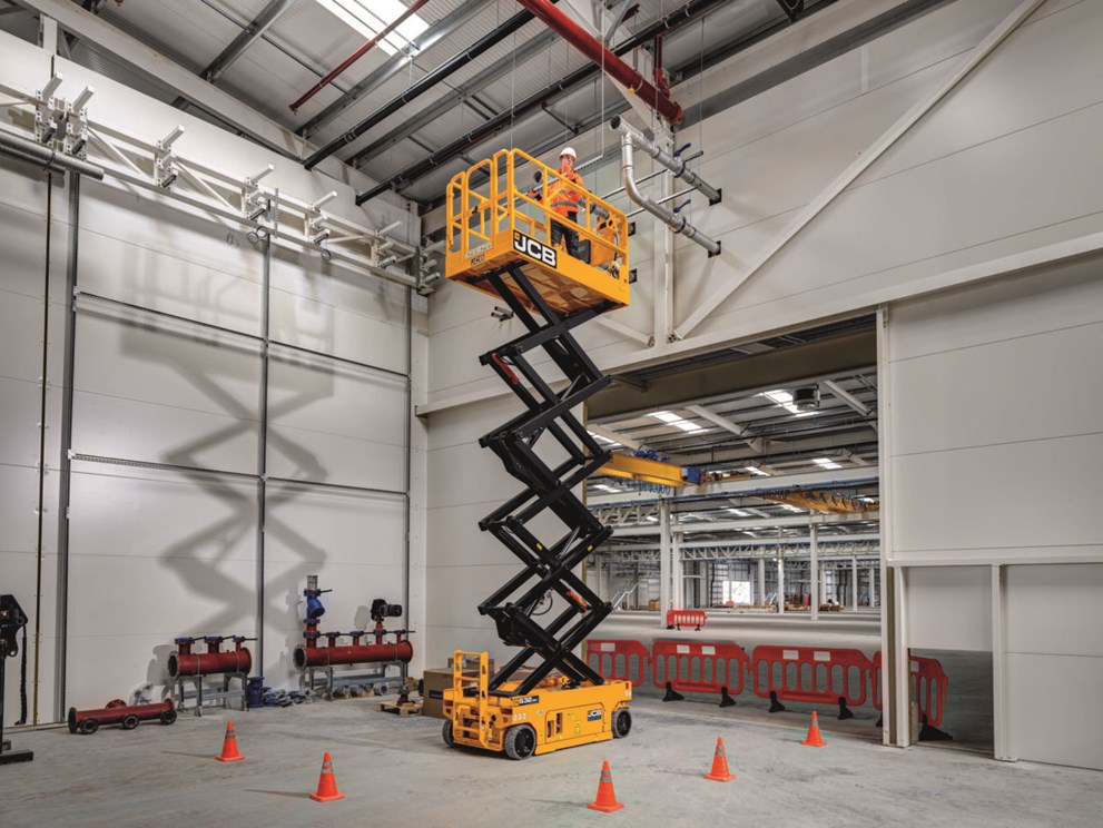 S3246E Electric Drive Scissor Lift in Construction Application