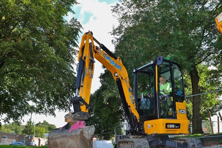 26C-1 Mini Excavator-Tom Grant- Press Release 